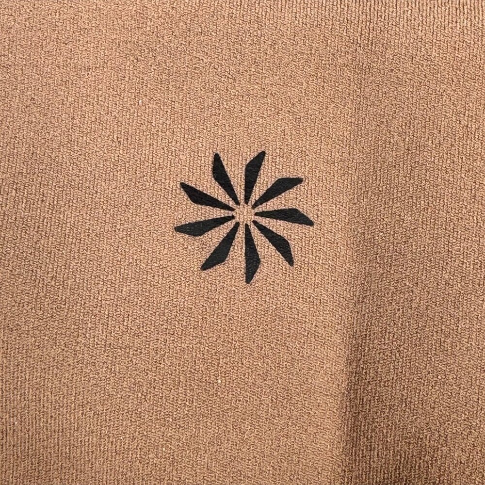 Athleta 533441 Transcend Stash Crop Straight Leg Pant L Tan Nylon Spandex Blend - Picture 15 of 16